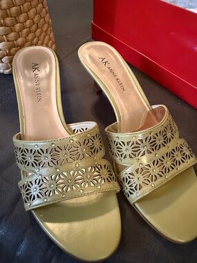 Anne Klein Metallic sage leather Laser-Cut Slide Mules
